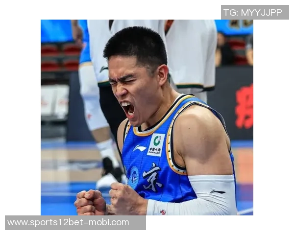 陈盈骏29分8助攻5抢断的惊艳表现引发全联盟关注北京双星后卫实力不容小觑